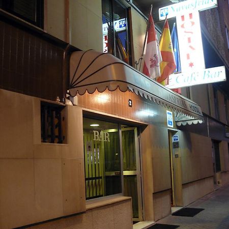 Hostal Navasfrias Salamanca Exterior foto